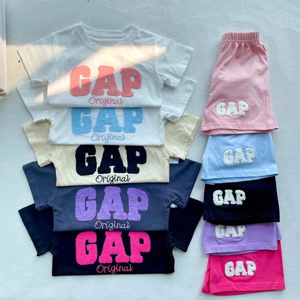 【80-130cm】二点セット 可愛い ラウンドネック 快適 半袖 Ｔシャツ＋ショートパンツ セットアップ