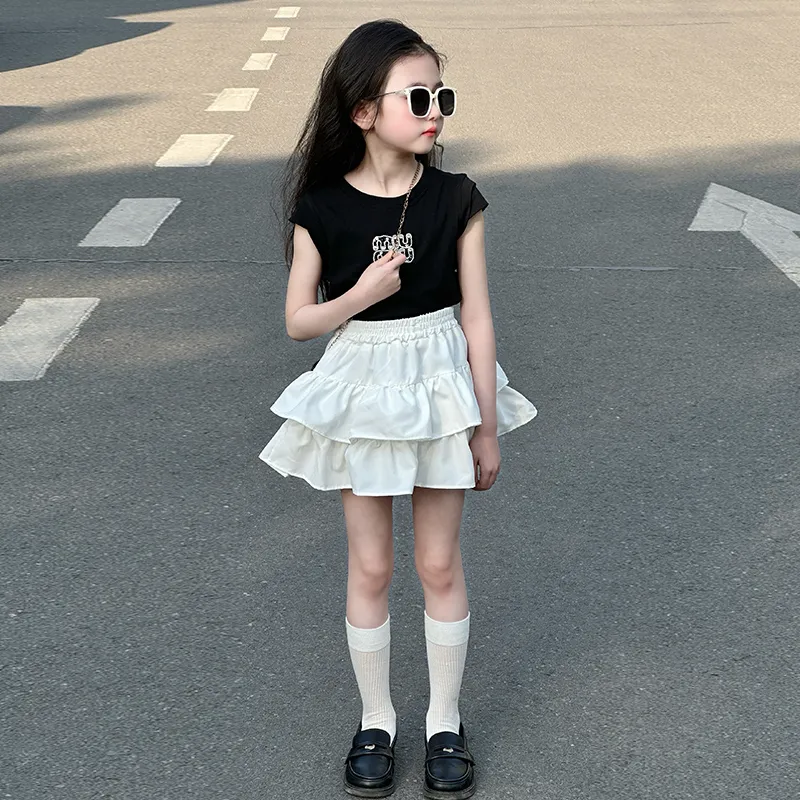 【120-170cm】二点セット 単品注文OK お気に入り おしゃれ スウィート 女の子 Ｔシャツ＋スカート セットアップ
