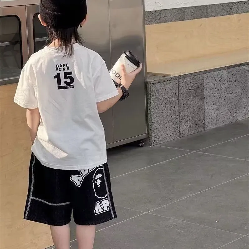 【90-160cm】着回し力抜群 爆売れ中 トレンド カッコイイ 合わせやすい 男の子 半袖 Ｔシャツ