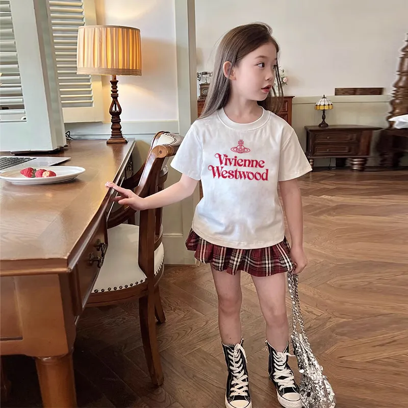 【90-160cm】人気上昇中 定番 トレンド  気質満点  着心地良い 女の子  半袖 Ｔシャツ