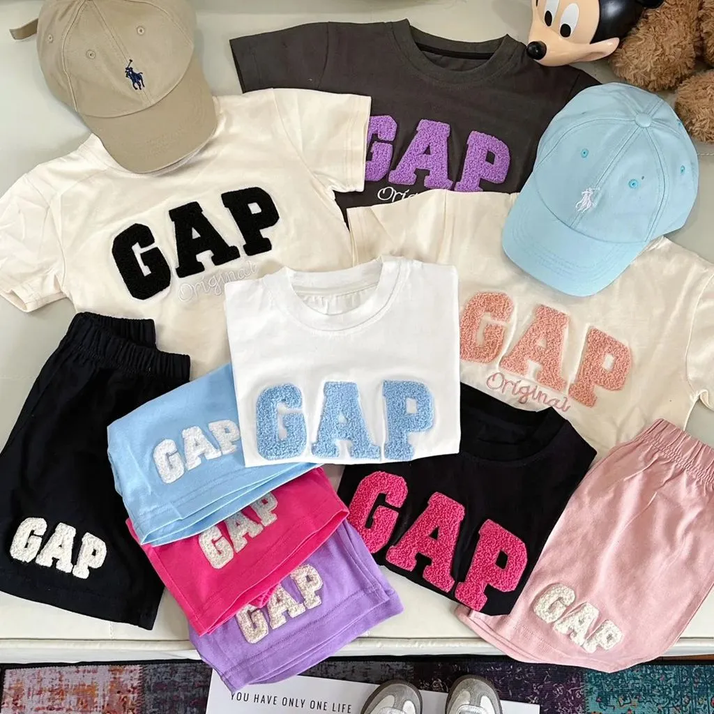 【80-130cm】二点セット ママたちに大好評 大人気 カジュアル 快適 半袖 Ｔシャツ＋ショートパンツ セットアップ