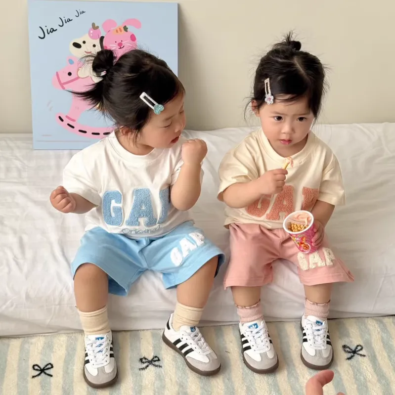 【80-130cm】二点セット ママたちに大好評 大人気 カジュアル 快適 半袖 Ｔシャツ＋ショートパンツ セットアップ