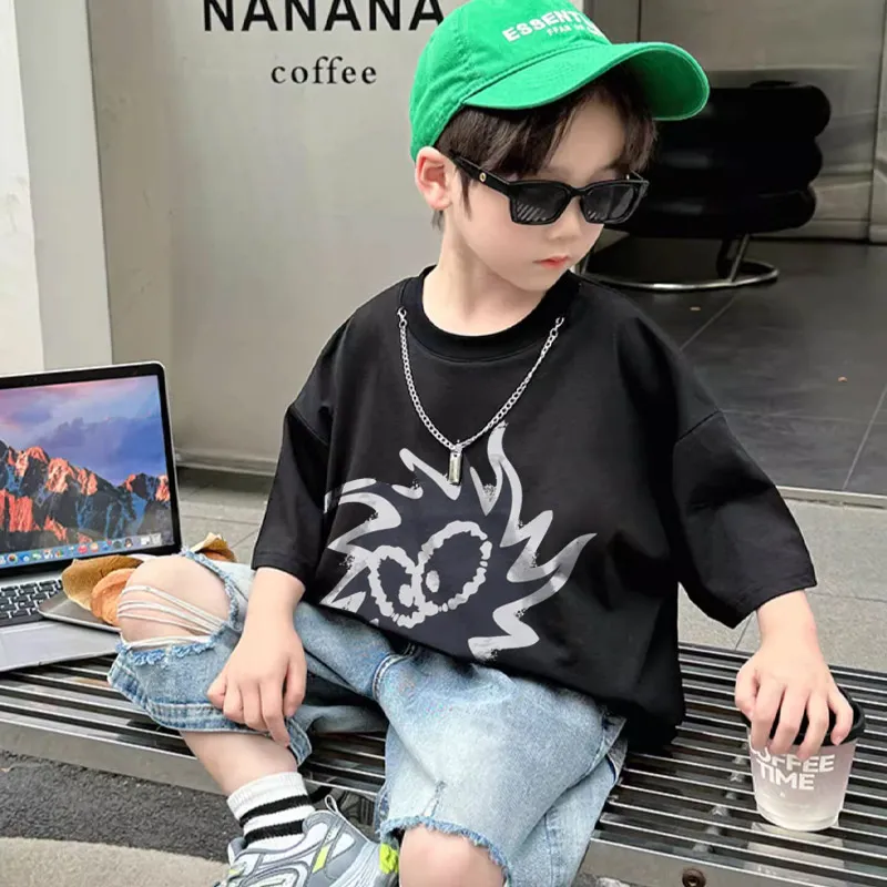 【90-160cm】リラックス感ある 大活躍 カジュアル  カッコイイ 男の子 半袖 Ｔシャツ