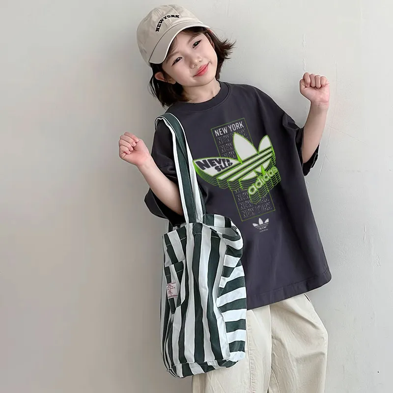 【90-160cm】着回し力抜群 通気性 トレンド  おすすめ  着心地良い 女の子  半袖 Ｔシャツ