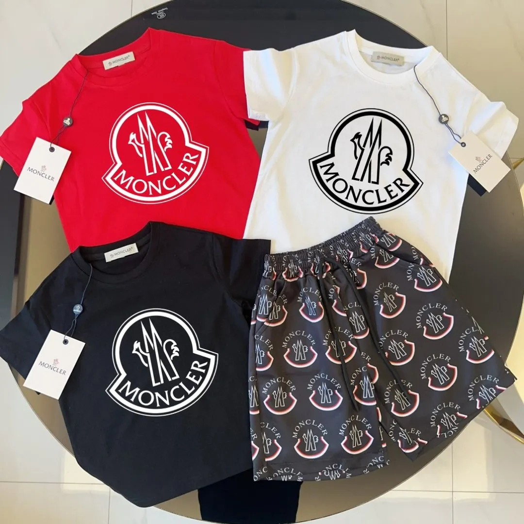 【90-150cm】二点セット トレンド感たっぷり 高品質 カジュアル 快適 半袖 Ｔシャツ＋ショートパンツ セットアップ