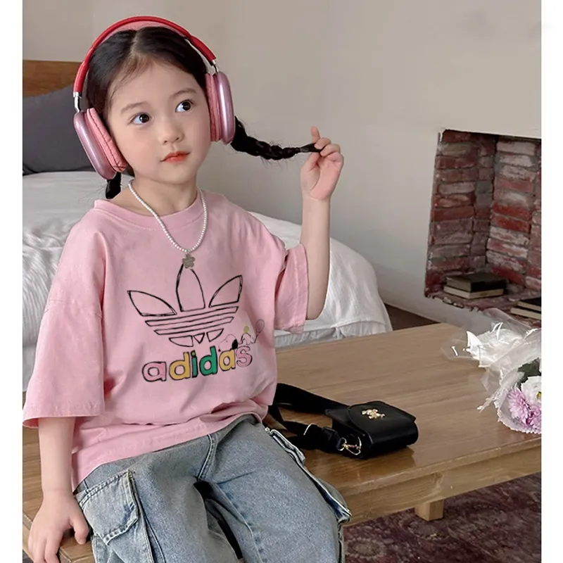 【90-160cm】絶対欲しい 爆売れ中 シンプル 可愛い 合わせやすい 女の子 半袖 Ｔシャツ