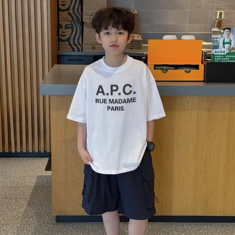 【90-160cm】これを逃す手はない 大人気 カジュアル カッコイイ 男の子 半袖 Ｔシャツ