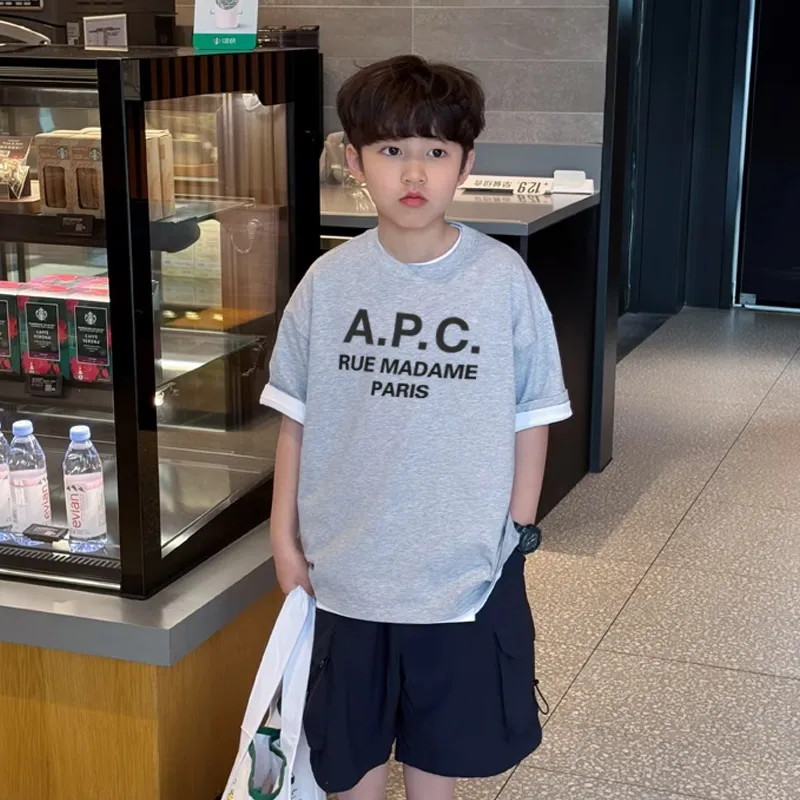 【90-160cm】これを逃す手はない 大人気 カジュアル カッコイイ 男の子 半袖 Ｔシャツ