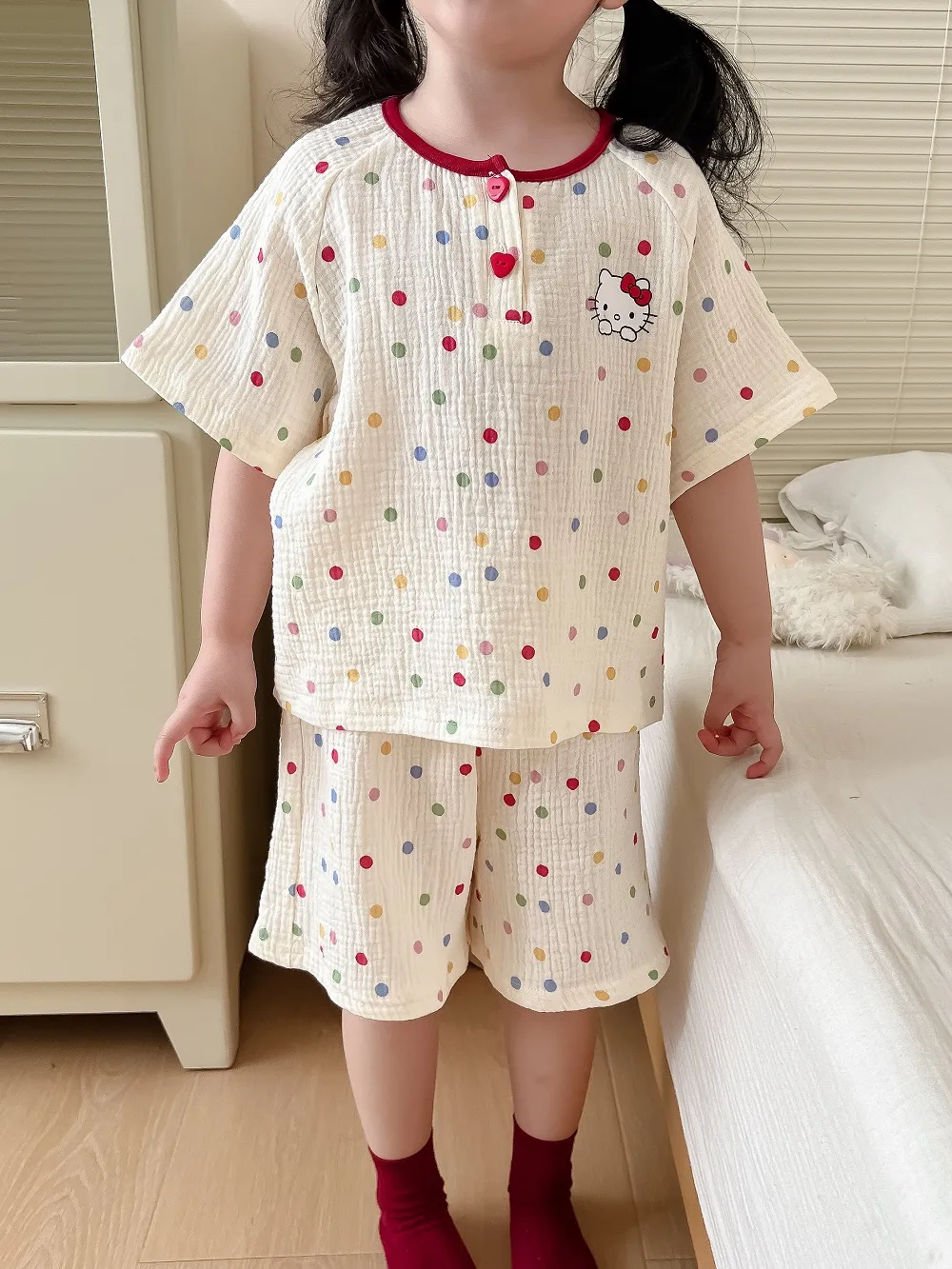 【90-150cm】元気いっぱい 大注目 軽やかな着心地 カートゥーン 半袖Ｔシャツ+ショートパンツ ルームウェイ