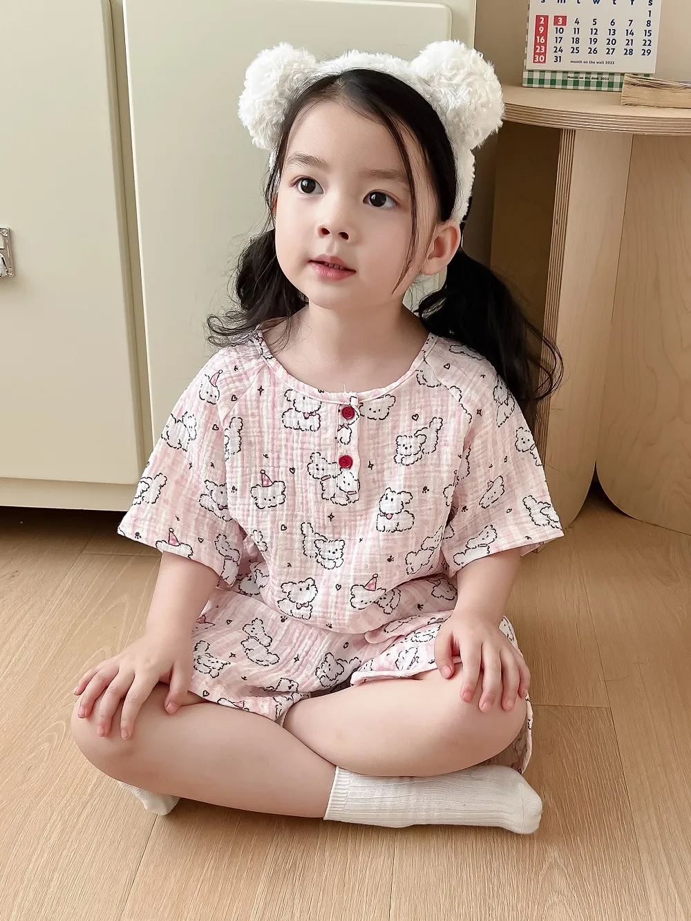 【90-150cm】元気いっぱい 大注目 軽やかな着心地 カートゥーン 半袖Ｔシャツ+ショートパンツ ルームウェイ