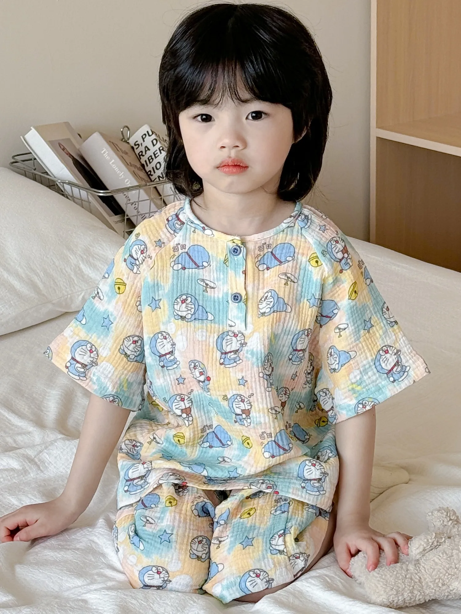 【90-150cm】元気いっぱい 大注目 軽やかな着心地 カートゥーン 半袖Ｔシャツ+ショートパンツ ルームウェイ