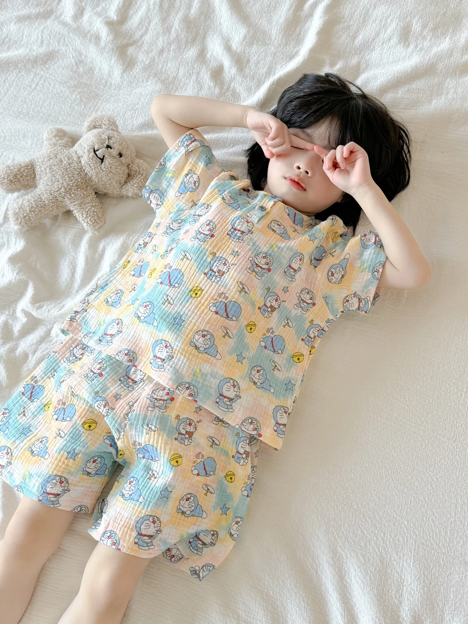 【90-150cm】元気いっぱい 大注目 軽やかな着心地 カートゥーン 半袖Ｔシャツ+ショートパンツ ルームウェイ