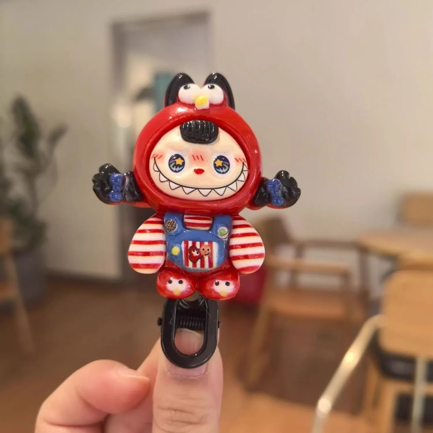 これを逃す手はない 遊び心たっぷり キャラクター ヘアアクセサリー シュシュ バレッタ