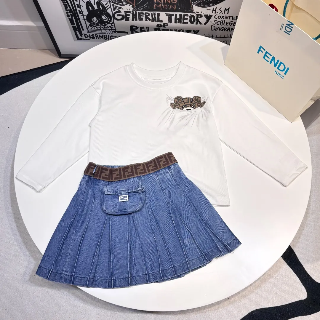 【100-160cm】コンフォート感抜群 大活躍 カジュアル 可愛い 快適 長袖 Ｔシャツ