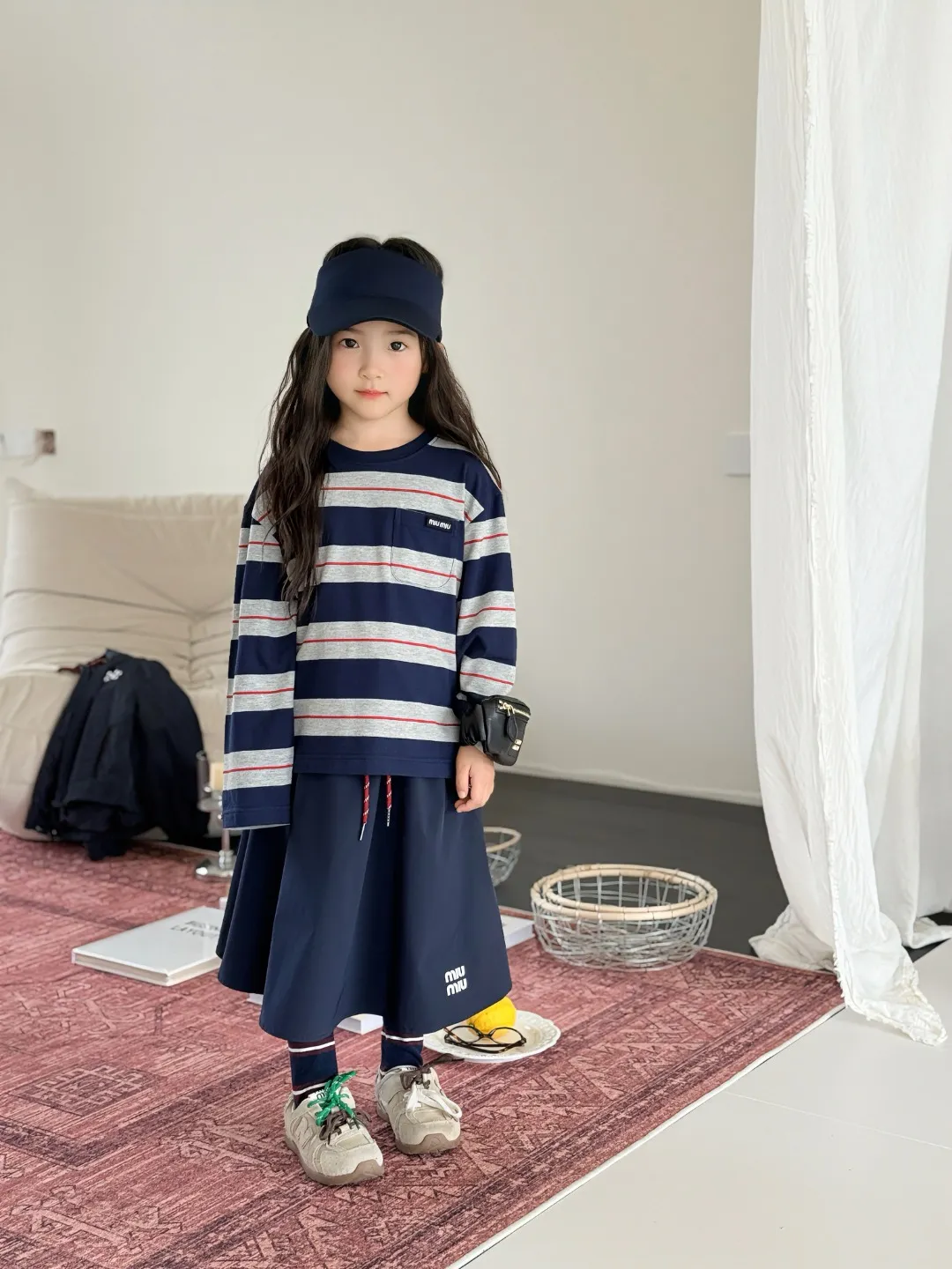 【110-150cm】SNS映えコーデに 品質満点 カジュアル トレンド 女の子 長袖Ｔシャツ/スカート