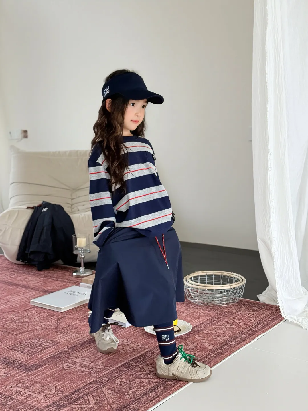 【110-150cm】SNS映えコーデに 品質満点 カジュアル トレンド 女の子 長袖Ｔシャツ/スカート