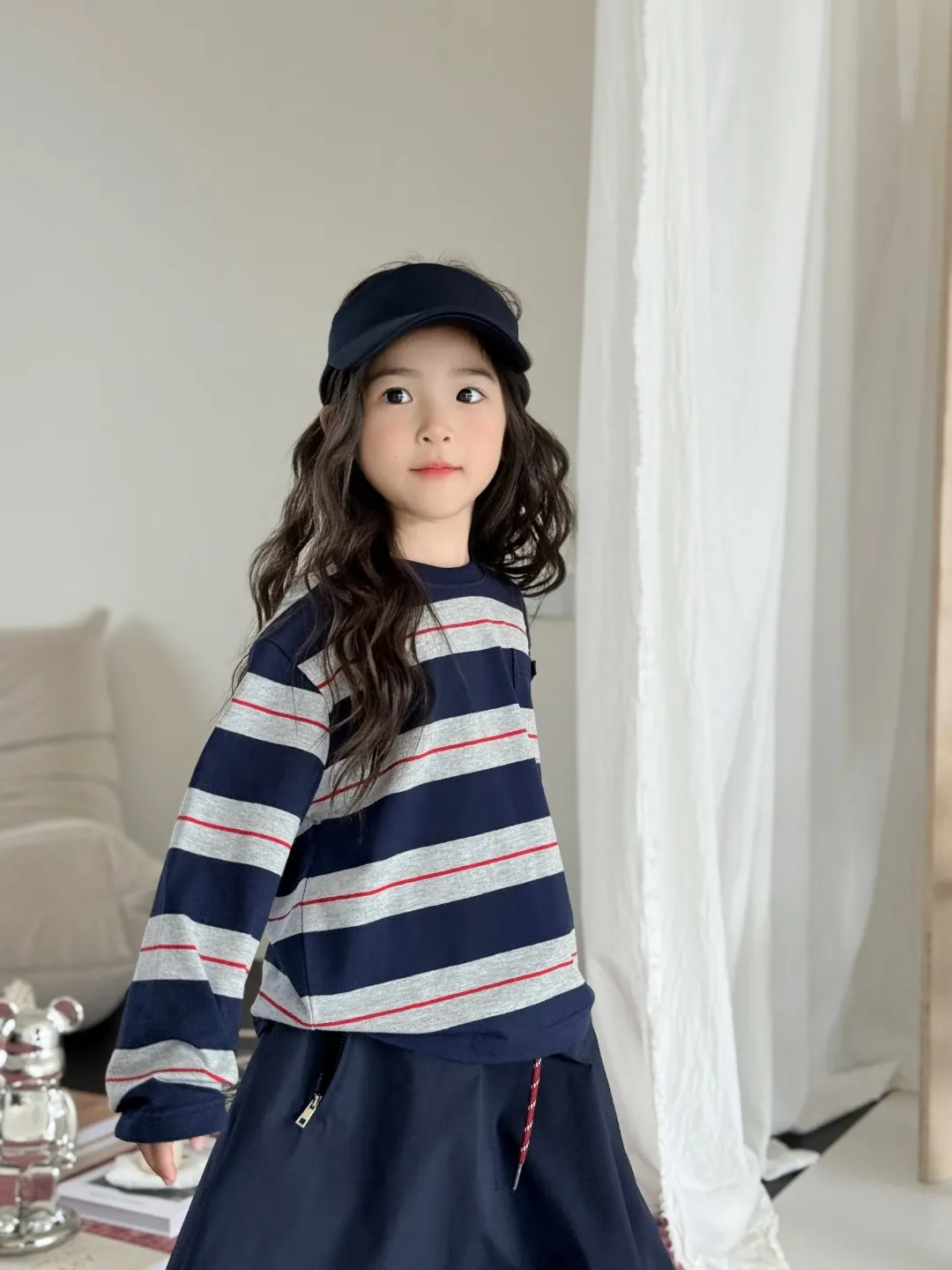 【110-150cm】SNS映えコーデに 品質満点 カジュアル トレンド 女の子 長袖Ｔシャツ/スカート